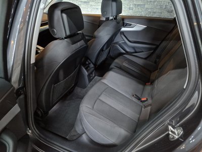 Audi A4 Avant AVANT 40TDI S-Tronic7 QUATTRO Business Line 190ch   - 13