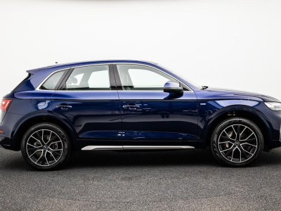 Audi Q5 50 TFSIe 299 S tronic 7 Quattro S line   - 4