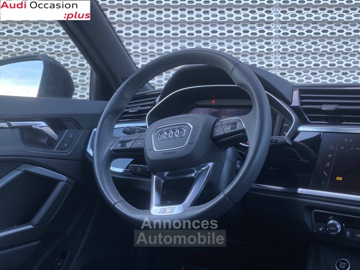 Audi Q3 Sportback 35 TFSI 150 ch S tronic 7 S line - 42