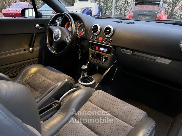 Audi TT COUPE 180CH 18L - BLEU - INTERIEUR GRIS CUIR ALCANTARA - EMBRAYAGE RECENT - 8