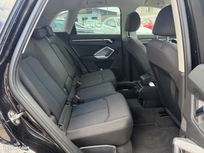 Audi Q3 15 35 TFSI 150 ch DESIGN ETAT NEUF ENTRETIEN CAMERA CARPLAY   - 15