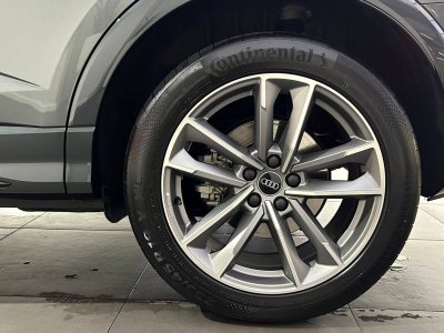 Audi Q3 Sportback 45 TFSIe  245 ch S tronic 6 S line   - 7