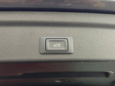 Audi Q3 Sportback 45 TFSIe  245 ch S tronic 6 S line   - 9