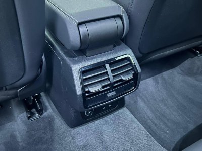 Audi Q3 Sportback 45 TFSIe  245 ch S tronic 6 S line   - 15