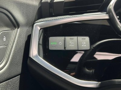 Audi Q3 Sportback 45 TFSIe  245 ch S tronic 6 S line   - 21