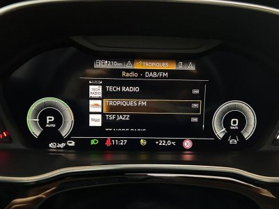Audi Q3 Sportback 45 TFSIe  245 ch S tronic 6 S line   - 25