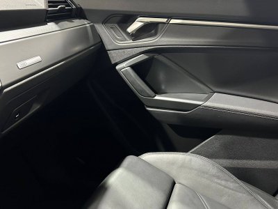 Audi Q3 Sportback 45 TFSIe  245 ch S tronic 6 S line   - 41