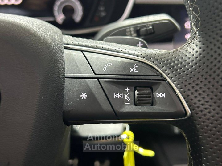 Audi Q3 Sportback 45 TFSIe  245 ch S tronic 6 S line - 42