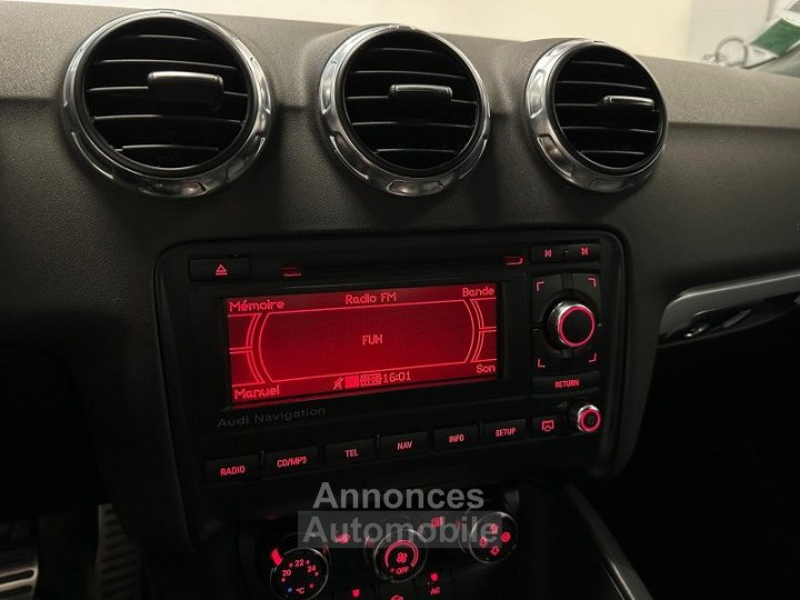 Audi TT 32 V6 250CH QUATTRO S TRONIC 6 - 9