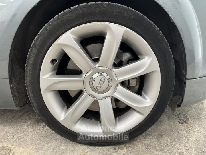 Audi TT 32 V6 250CH QUATTRO S TRONIC 6 - 13