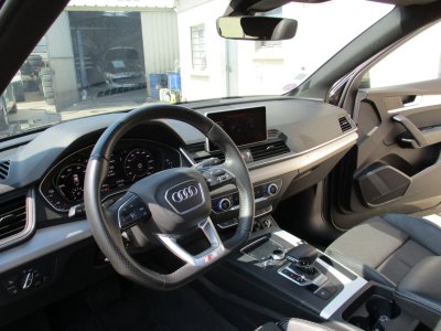 Audi Q5 55 TFSI E 55 TFSI e 367 S tronic 7 Quattro S line   - 7