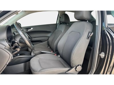 Audi A1 14 TFSI 122 Start/Stop Ambiente   - 9