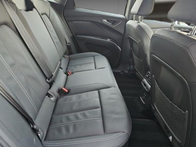 Audi Q4 E-Tron Sportback &middot; 35 &middot; 170 ch &middot; Toit panoramique &middot; Virtual Cockpit &middot; Si&egrave;ges chauffants   - 10