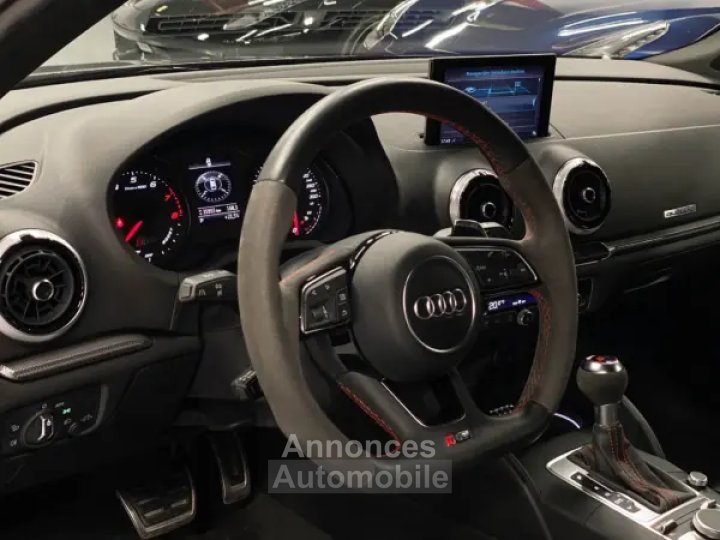 Audi RS3 Sportback 400cv - 10