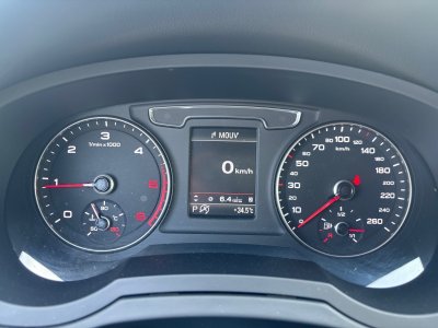 Audi Q3 20 TDI 150 ch S tronic 7 S line *GARANTIE 12 MOIS* SON BOSE ATTELAGE   - 16