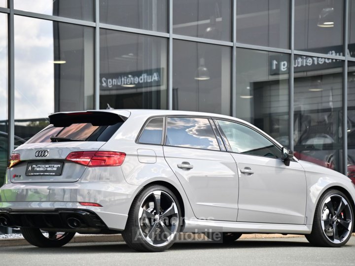 Audi RS3 Sportback 25 TFSI RS-Sitze - 31