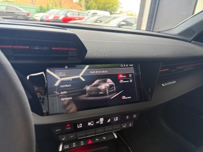 Audi RS3 SPORTBACK 25 TFSI 400 S tronic 7 Quattro / FULL OPTIONS / PAS DE MALUS / LIGNE RS   - 23