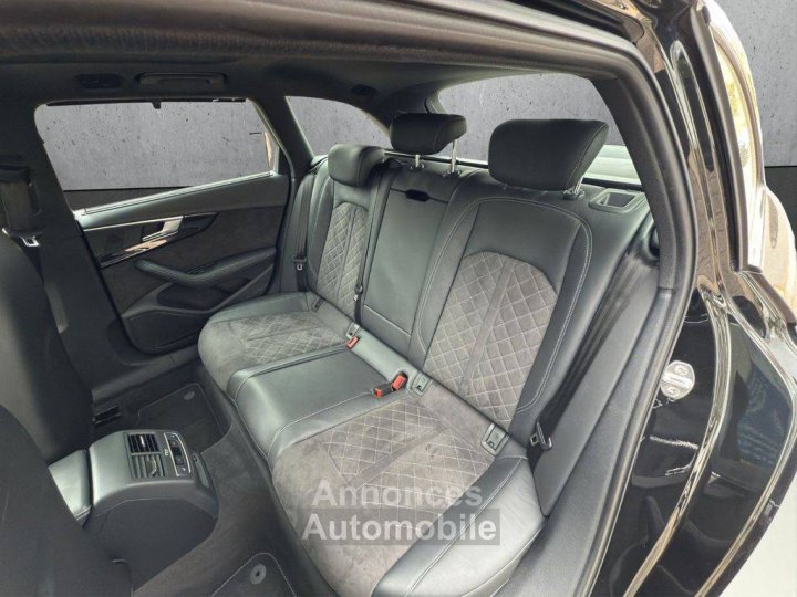 Audi RS4 Avant • Pano • Matrix LED • HUD • J 20" - 12