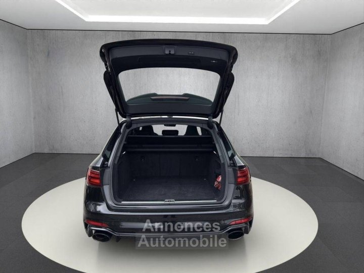 Audi RS4 Avant • Pano • Matrix LED • HUD • J 20" - 25