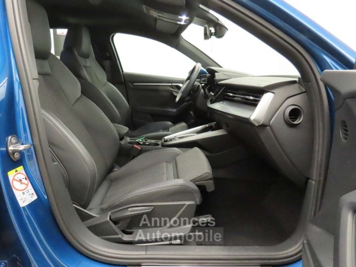 Audi A3 Sportback 30TFSI Adv STronic Sline int - 9