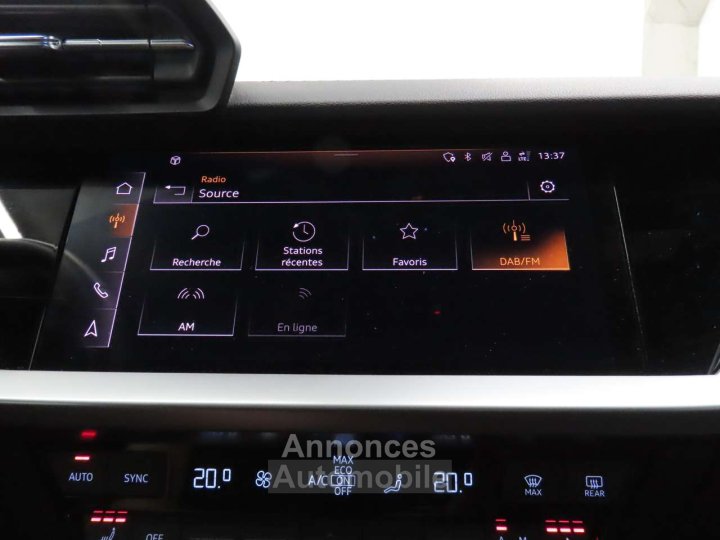 Audi A3 Sportback 30TFSI Adv STronic Sline int - 14