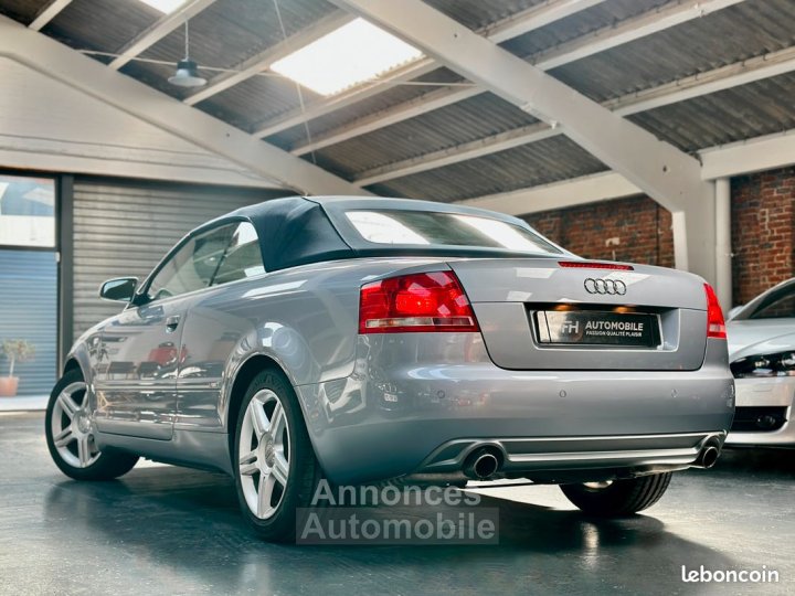 Audi A4 S-Line Cabriolet 32L V6 FSI 255 ch Quattro 75 590 kms GPS, Sièges chauffants, Régulateur Carnet et historique État exceptionnel - 4