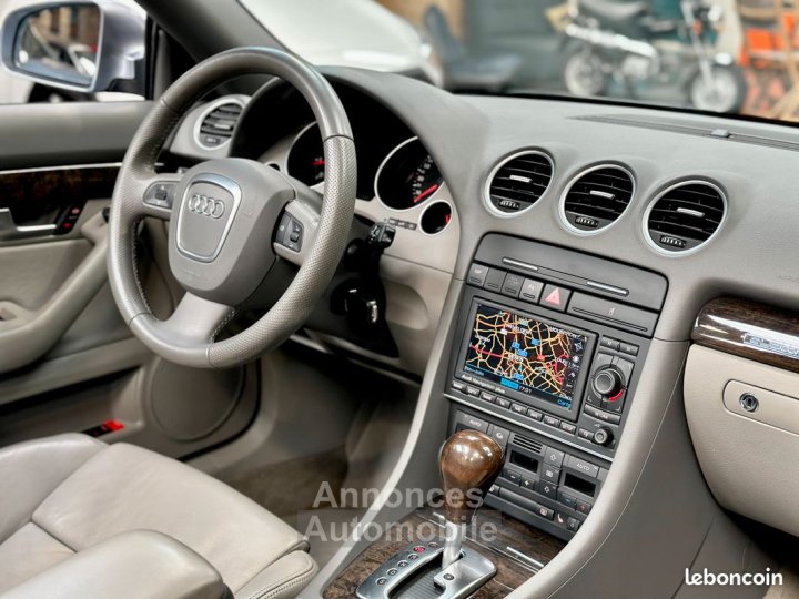 Audi A4 S-Line Cabriolet 32L V6 FSI 255 ch Quattro 75 590 kms GPS, Sièges chauffants, Régulateur Carnet et historique État exceptionnel - 8