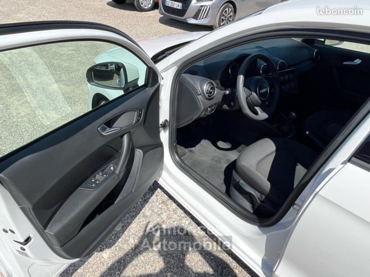Audi A1 10lTFSI 82cv 4PL CarPlay, Caméra, sièges chauffants - 4