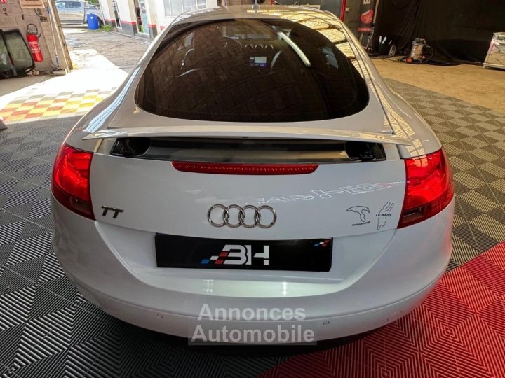 Audi TT COUPE 20 TFSI 200 S-LINE - 12