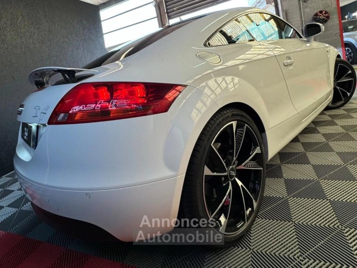 Audi TT COUPE 20 TFSI 200 S-LINE - 14