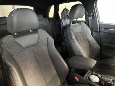 Audi Q3 45 TFSIe 245 ch S tronic 6 S line   - 13
