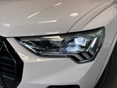 Audi Q3 45 TFSIe 245 ch S tronic 6 S line   - 16