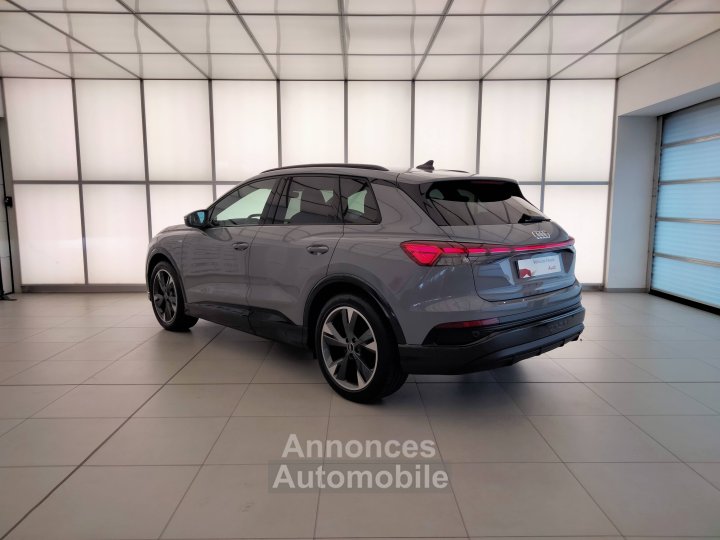 Audi Q4 E-Tron 45 285 ch 82 kWh - 9