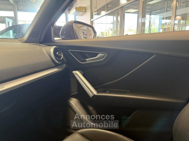 Audi Q2 30 TDI 116 S tronic 7 S line Plus - 9
