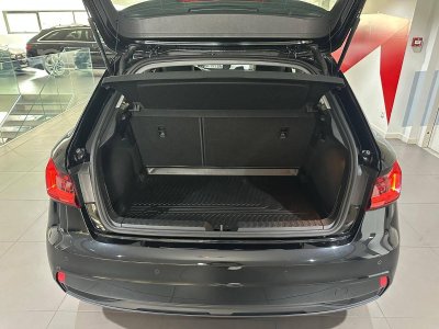 Audi A1 Sportback 35 TFSI 150 ch S tronic 7 Design Luxe   - 4