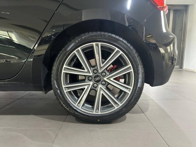 Audi A1 Sportback 35 TFSI 150 ch S tronic 7 Design Luxe   - 5