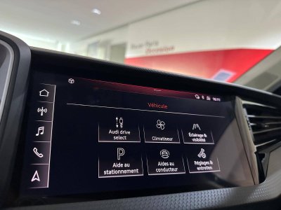 Audi A1 CITYCARVER Citycarver 35 TFSI 150 ch S tronic 7 Design Luxe   - 18