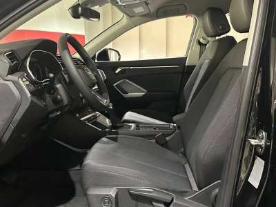 Audi Q3 Sportback 45 TFSIe  245 ch S tronic 6 Business Executive   - 8
