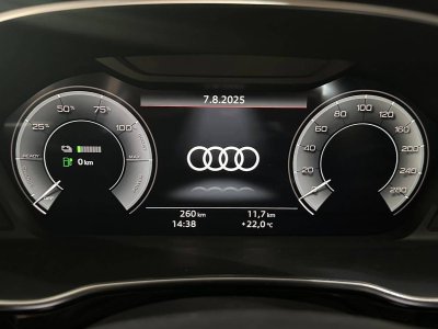 Audi Q3 Sportback 45 TFSIe  245 ch S tronic 6 Business Executive   - 12