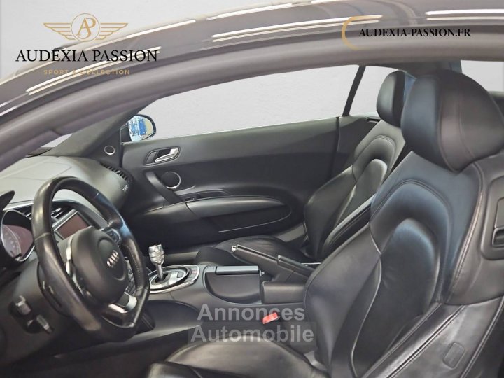 Audi R8 V8 42 FSI 420 Quattro R-Tronic - 8