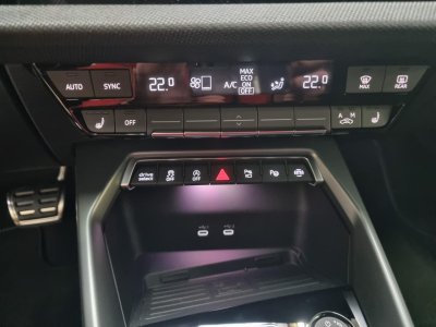 Audi A3 IV (2) SPORTBACK 15 35 TFSI MILD HYBRID 150 S LINE S TRONIC 7 - 20