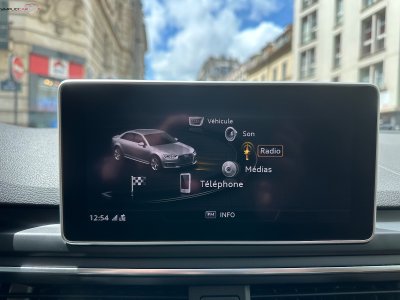 Audi A4 20 TFSI 252 S tronic 7 Quattro Design Luxe   - 32