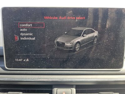 Audi A4 V (B9) 20 TDI 122ch S line S tronic 7   - 11