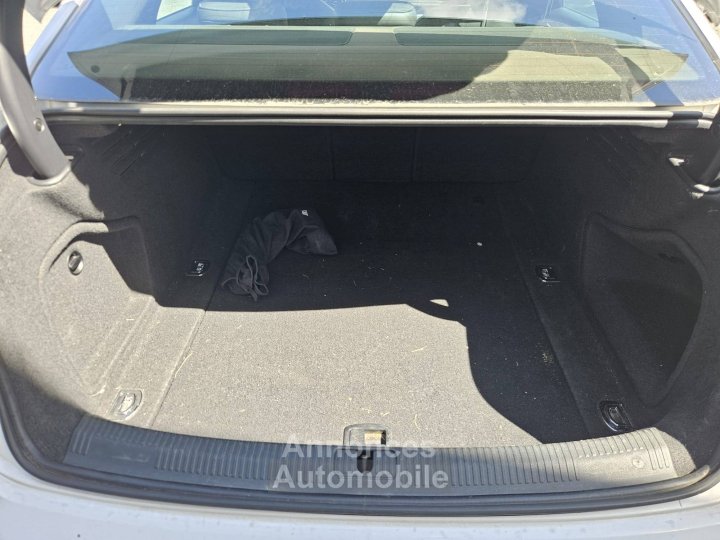 Audi A4 V (B9) 20 TDI 122ch S line S tronic 7 - 16