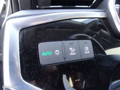 Audi Q3 35 TFSI 150CH S LINE TRONIC 7- Jtes 21 LED Attache remoque   - 17
