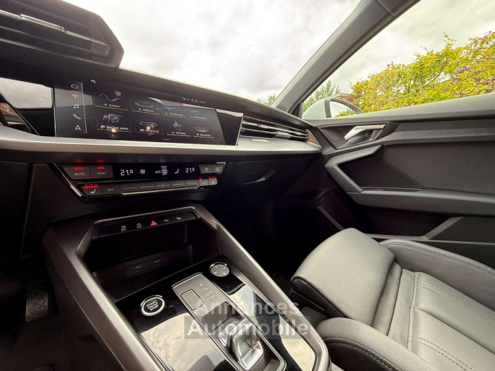 Audi A3 Sportback 30 TFSIS line S tronic - 22