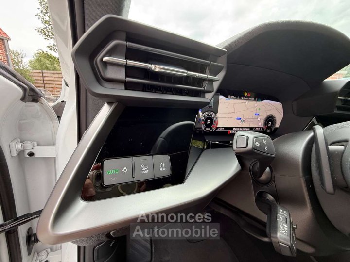 Audi A3 Sportback 30 TFSIS line S tronic - 23