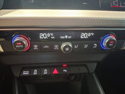 Audi A1 Sportback 30 TFSI 116 ch S tronic 7 S line   - 19