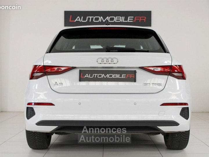 Audi A3 Sportback 30 TFSI 110CH BUSINESS LINE - 9