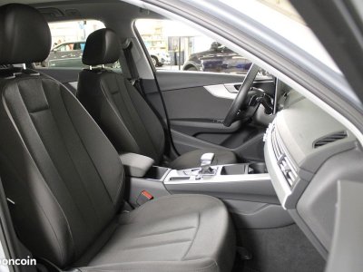 Audi A4 V (3) AVANT 20 35 TFSI 150 BUSINESS LINE S TRONIC 7   - 13